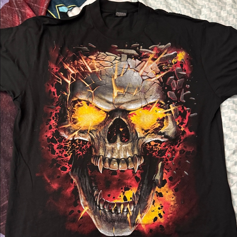 Men's Black Graphic Skull T-Shirt